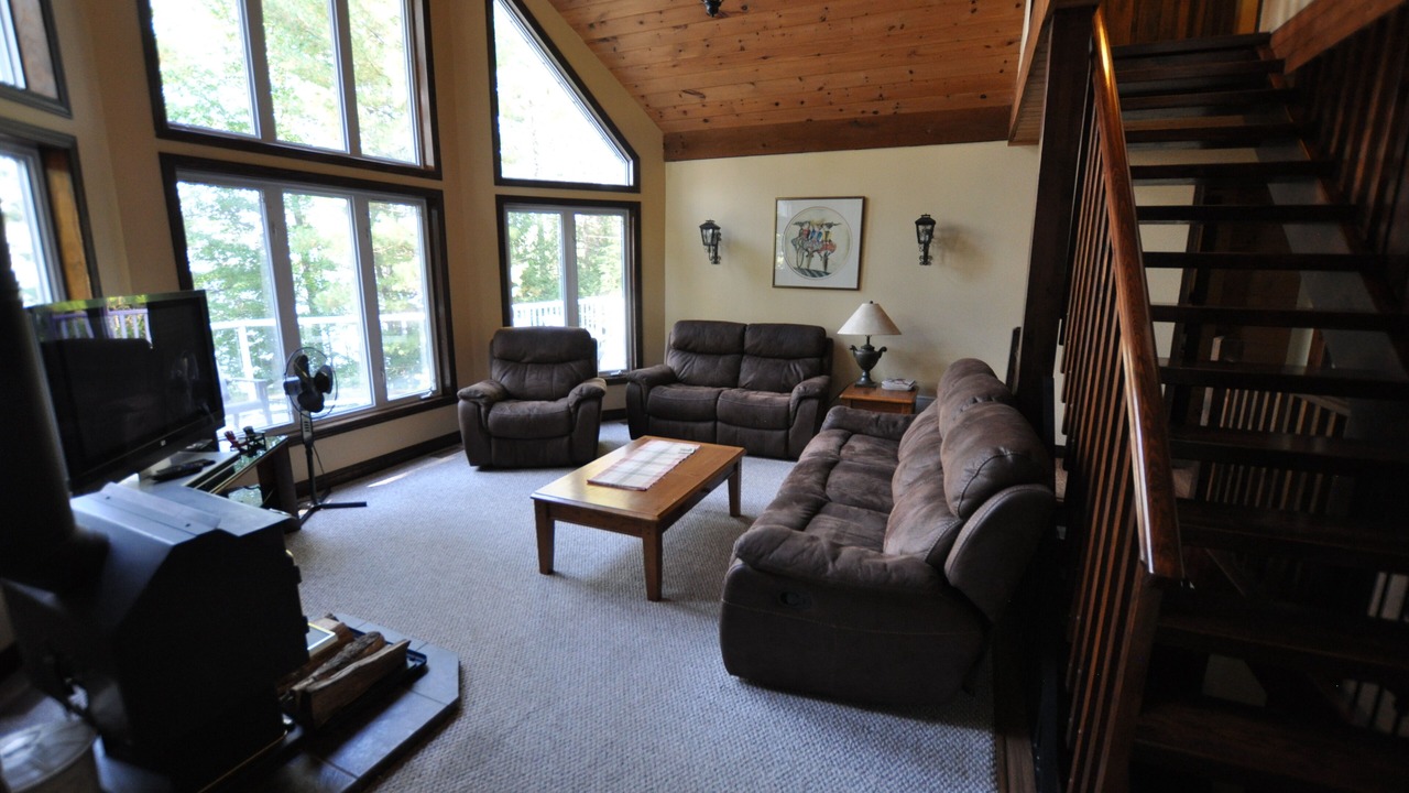 Photo of Livingroom in North Kawartha