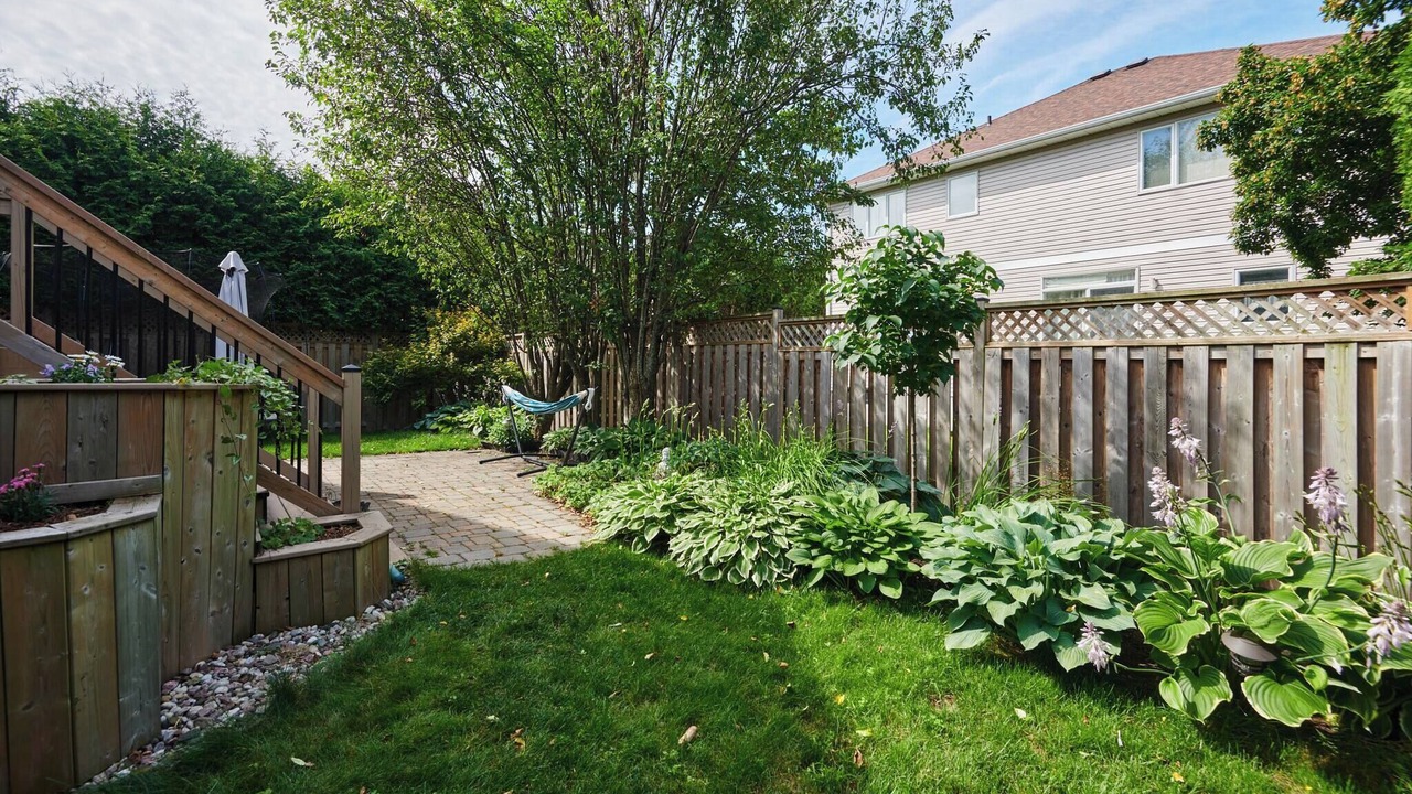 Photo of Outdoor in Bridlewood - Emerald Meadows