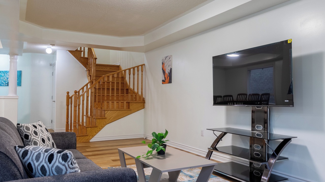 Photo of Livingroom in Meadowvale Village