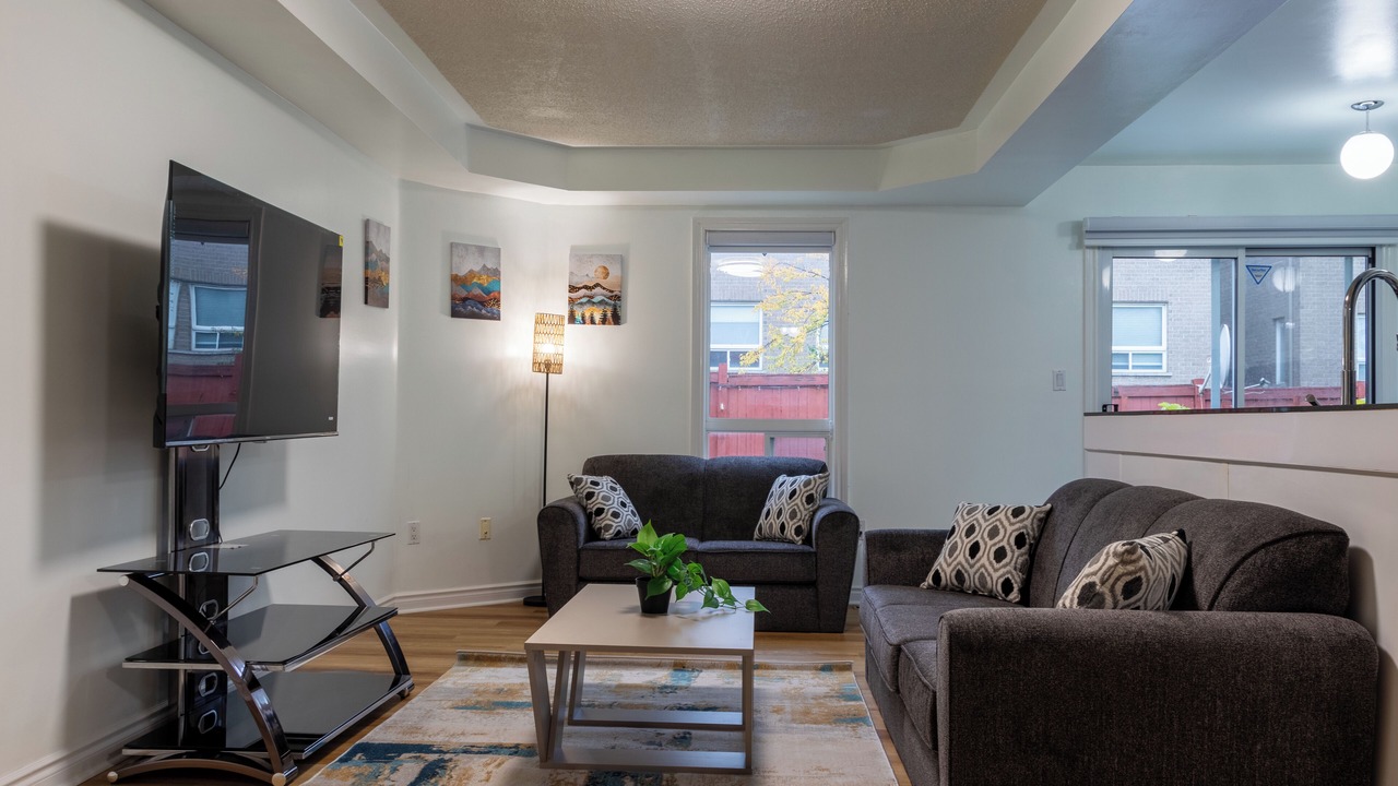 Photo of Livingroom in Meadowvale Village