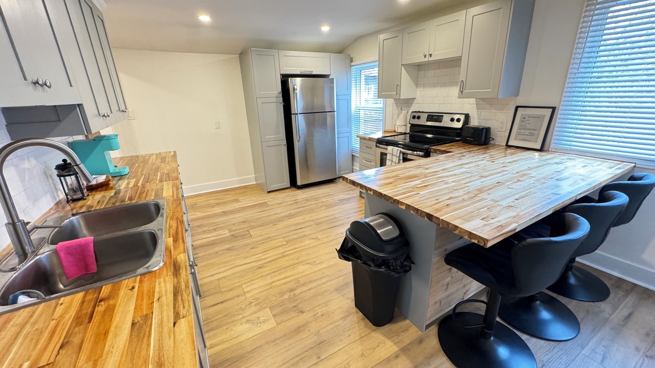 Photo of Kitchen in Inner Harbour