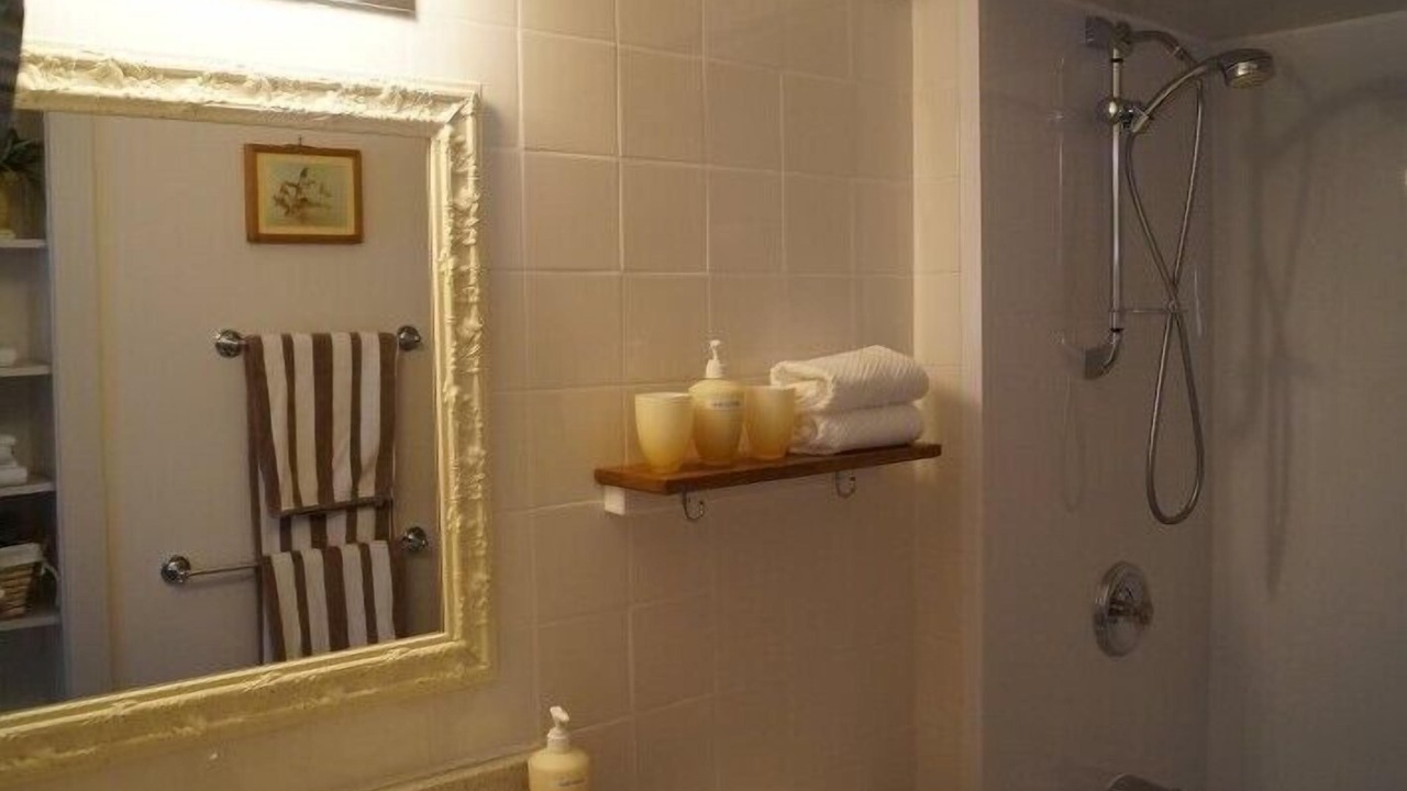Photo of Bathroom in Leamington