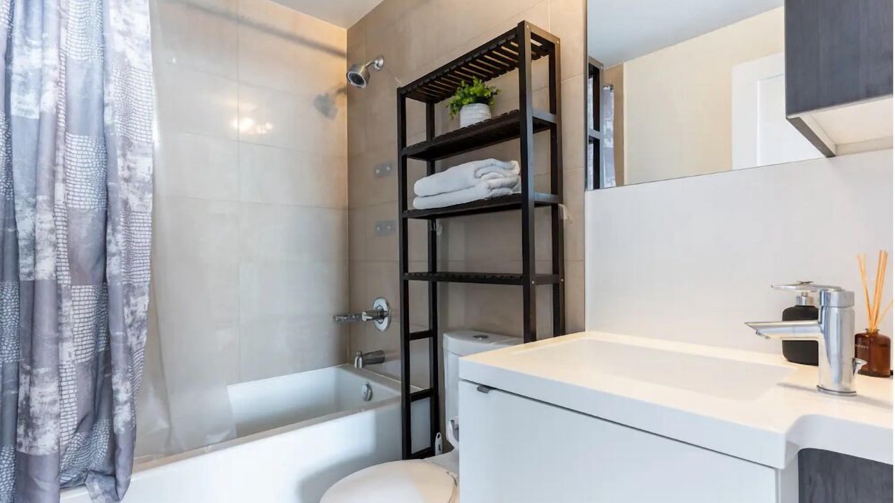 Photo of Bathroom in Toronto Entertainment District