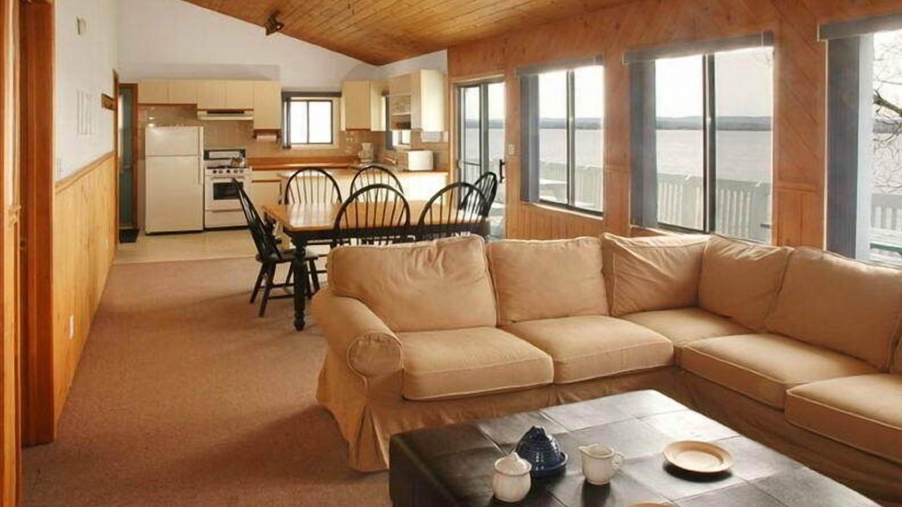 Photo of Livingroom in Golden Lake