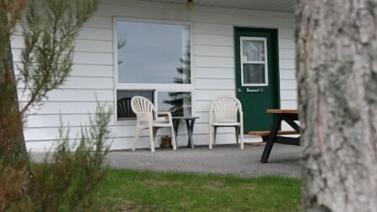 Photo of Others in Deer Bay