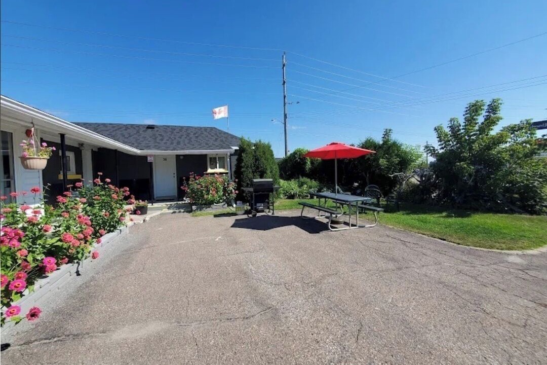 Photo of Outdoor in Pembroke