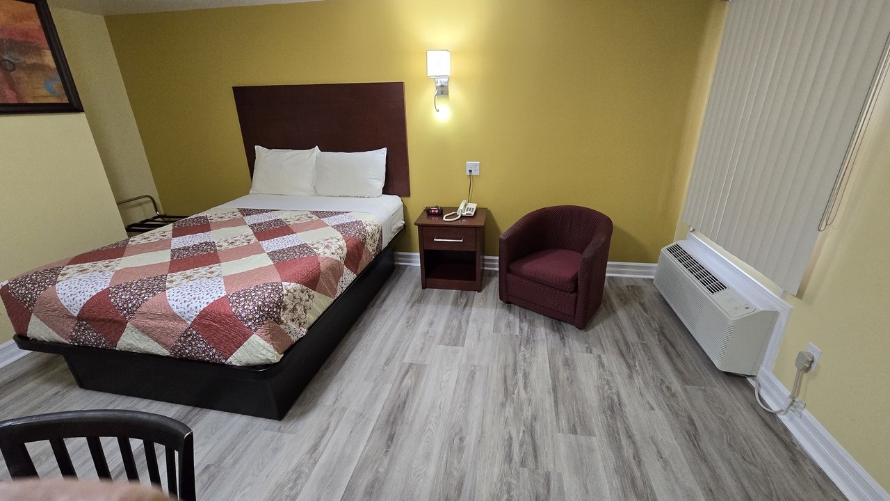 Photo of Bedroom in Deep River