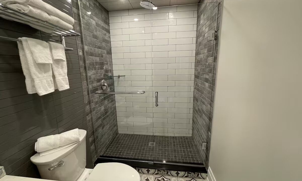 Photo of Bathroom in Grand Bend