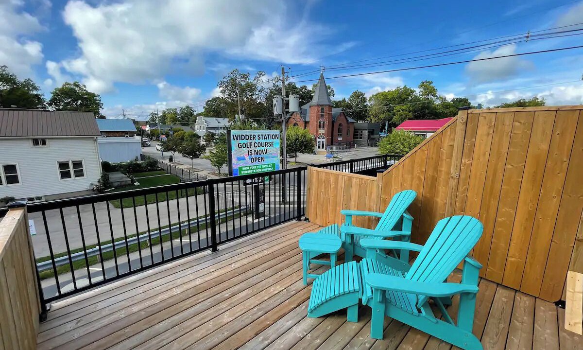 Photo of Patio Balcony in Grand Bend