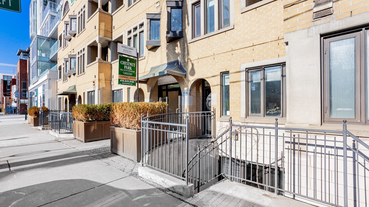 Photo of Outdoor in Midtown Toronto