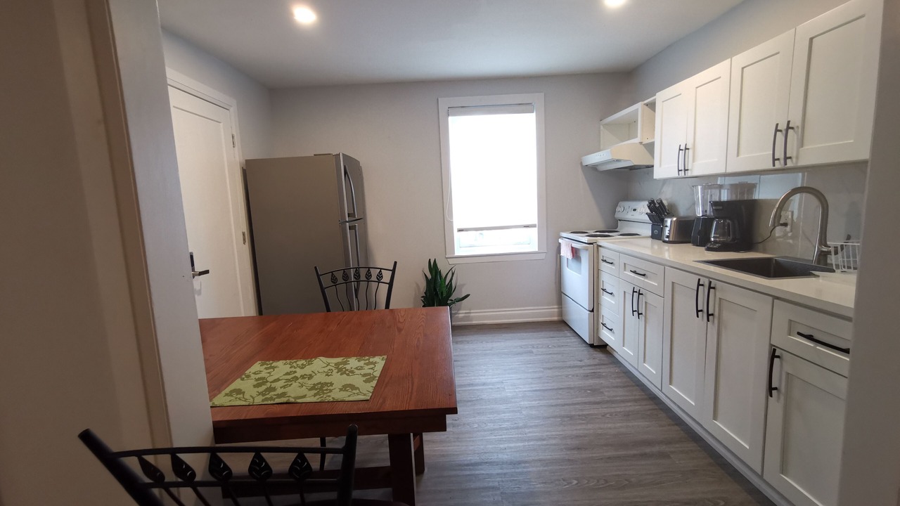 Photo of Kitchen in Vanier North