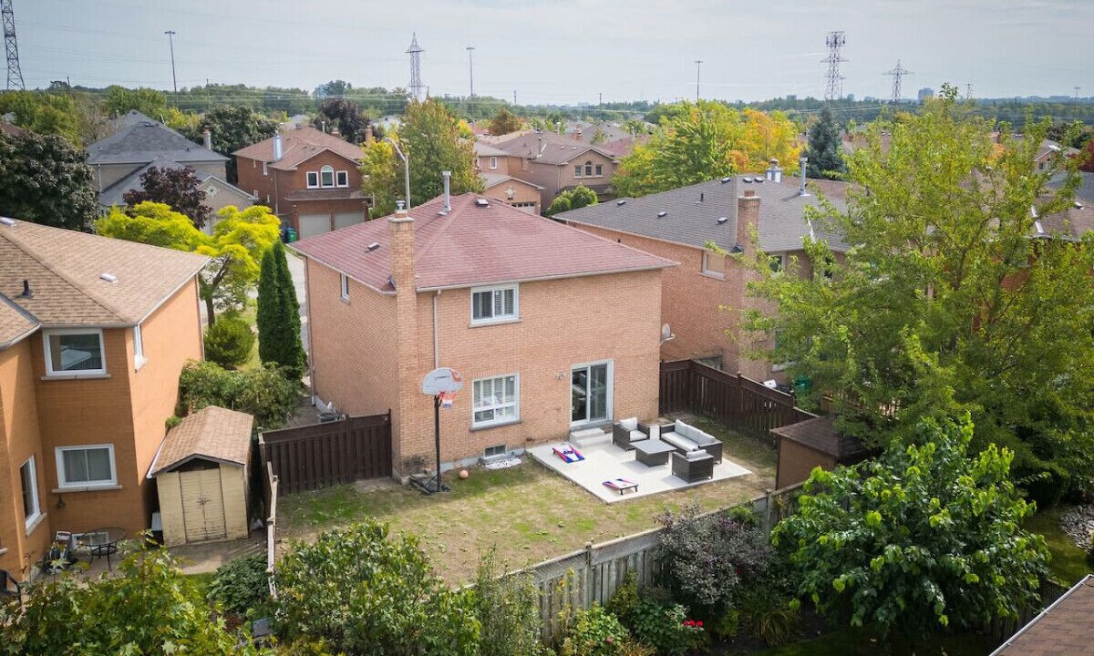 Photo of Outdoor in East Credit