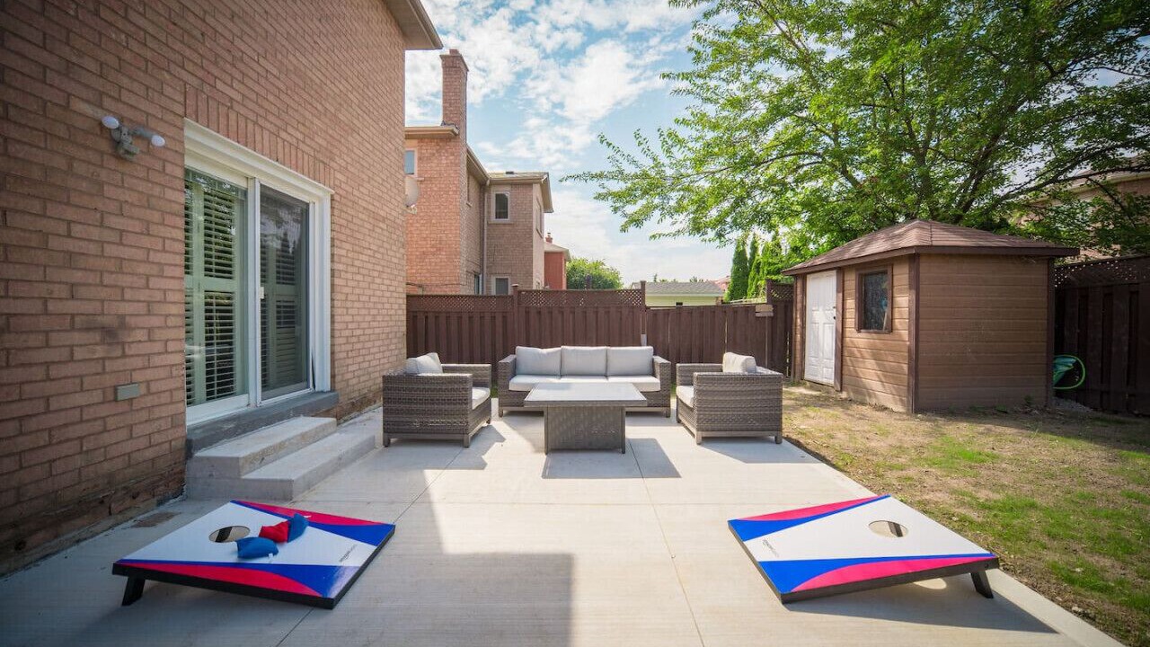 Photo of Patio Balcony in East Credit