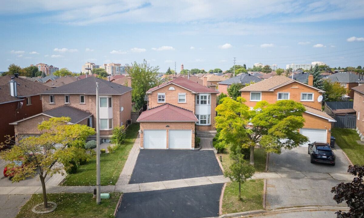 Photo of Outdoor in East Credit