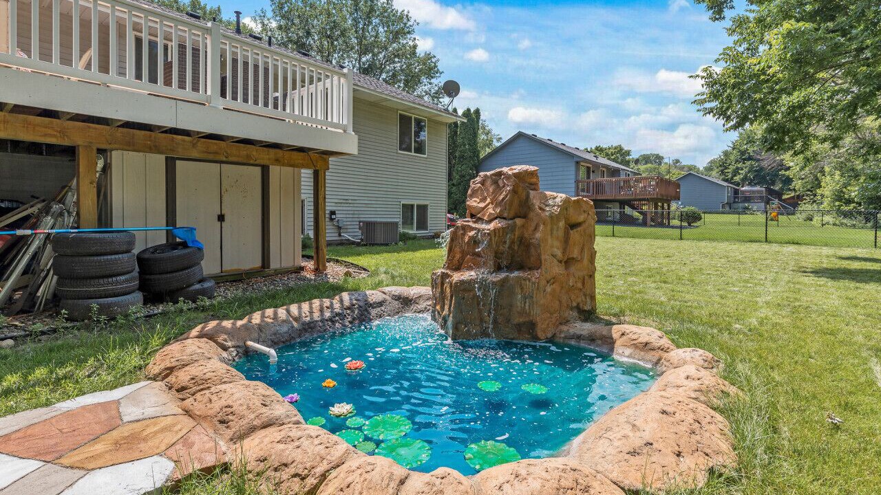Photo of Outdoor in Burnsville