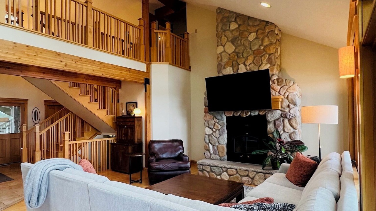 Photo of Livingroom in Crosslake