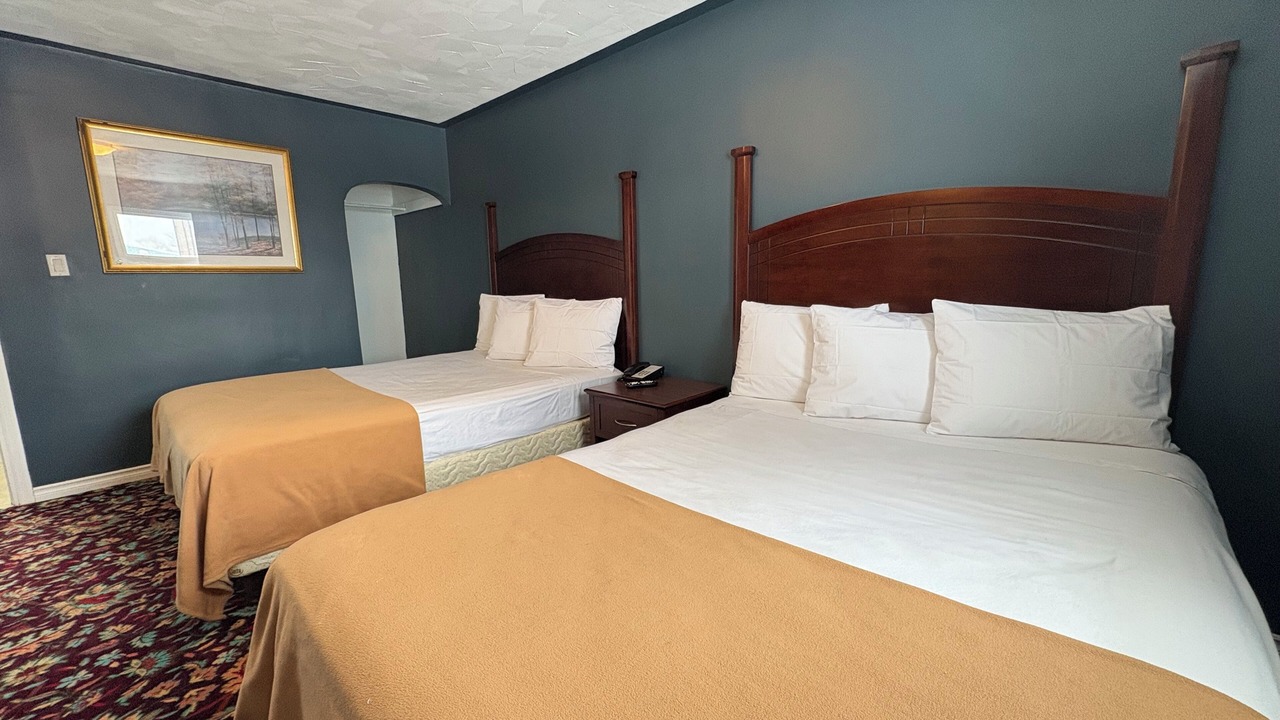 Photo of Bedroom in Sarnia