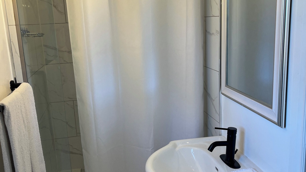 Photo of Bathroom in Sarnia