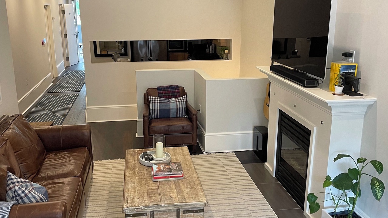 Photo of Livingroom in Midtown Toronto