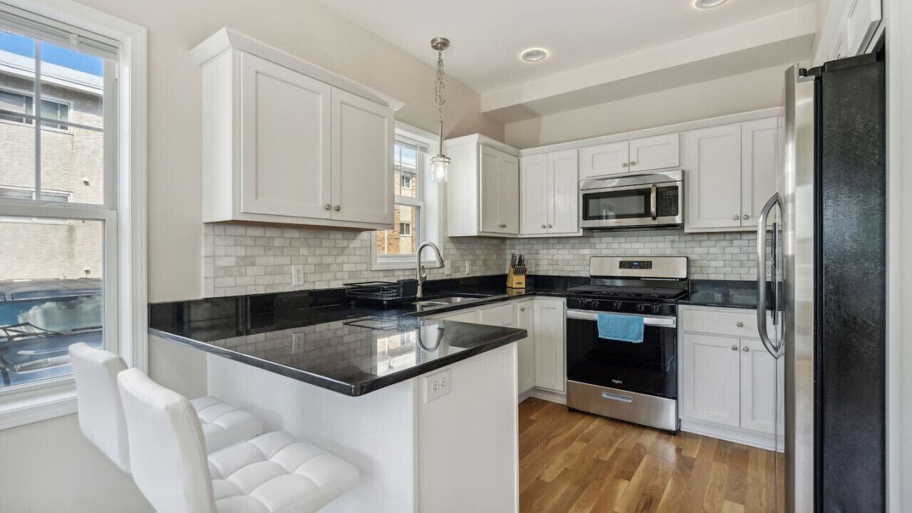 Photo of Kitchen in East Isles