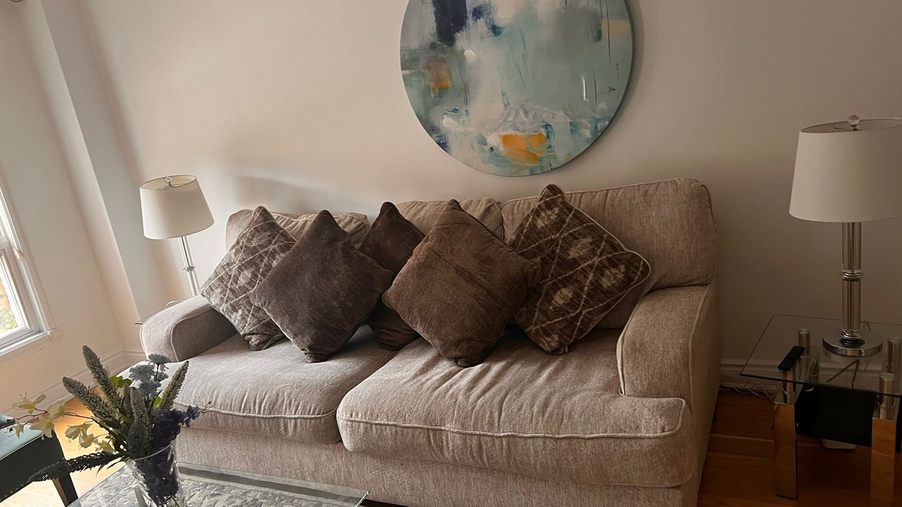 Photo of Livingroom in Churchill Meadows