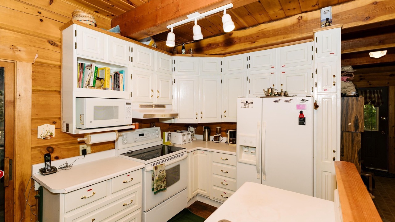 Photo of Kitchen in Haliburton