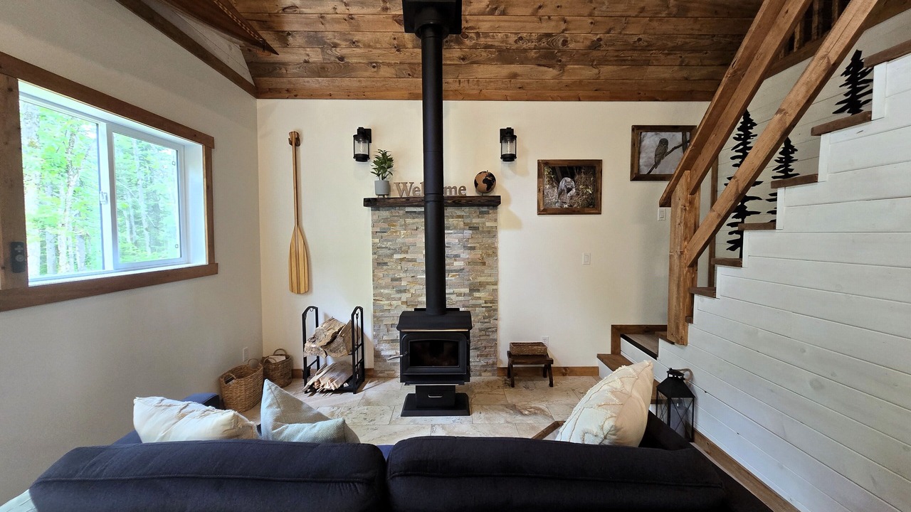 Photo of Livingroom in Algoma District