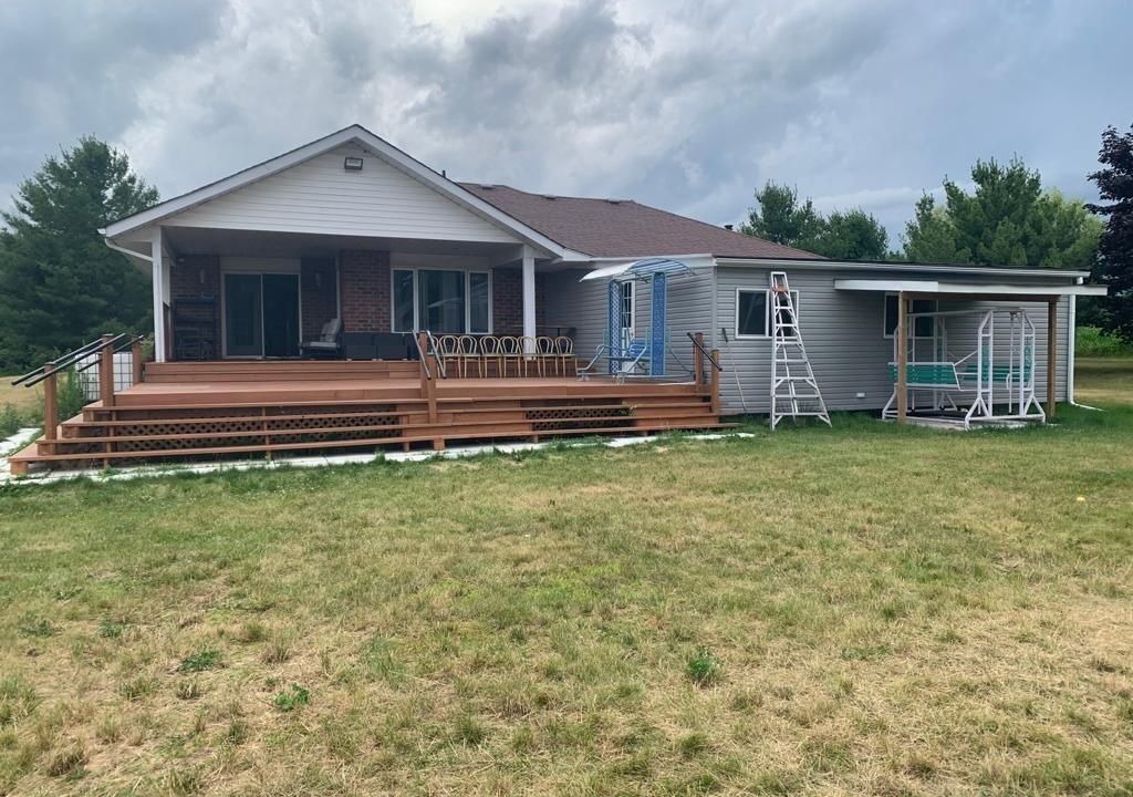 Photo of Outdoor in Colborne