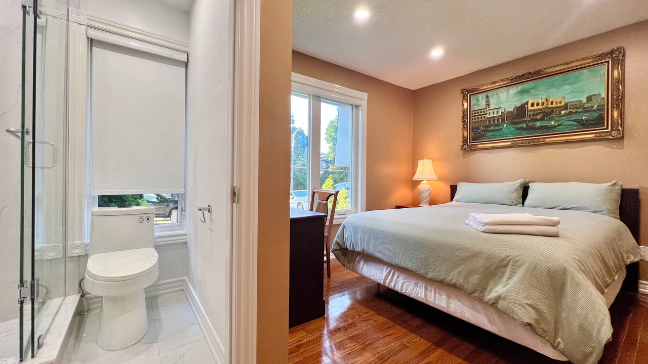 Photo of Bathroom in Richmond Hill