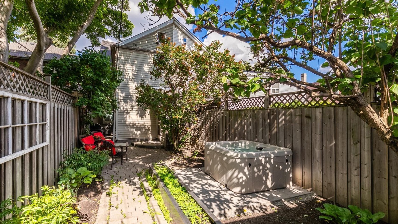 Photo of Outdoor in Little Italy