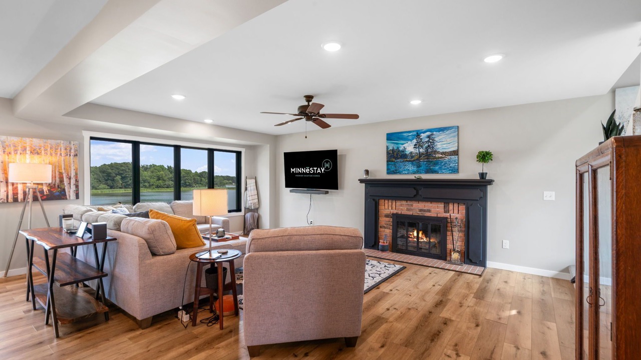 Photo of Livingroom in Lindstrom