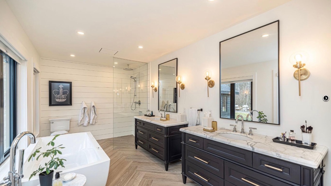 Photo of Bathroom in Caledon