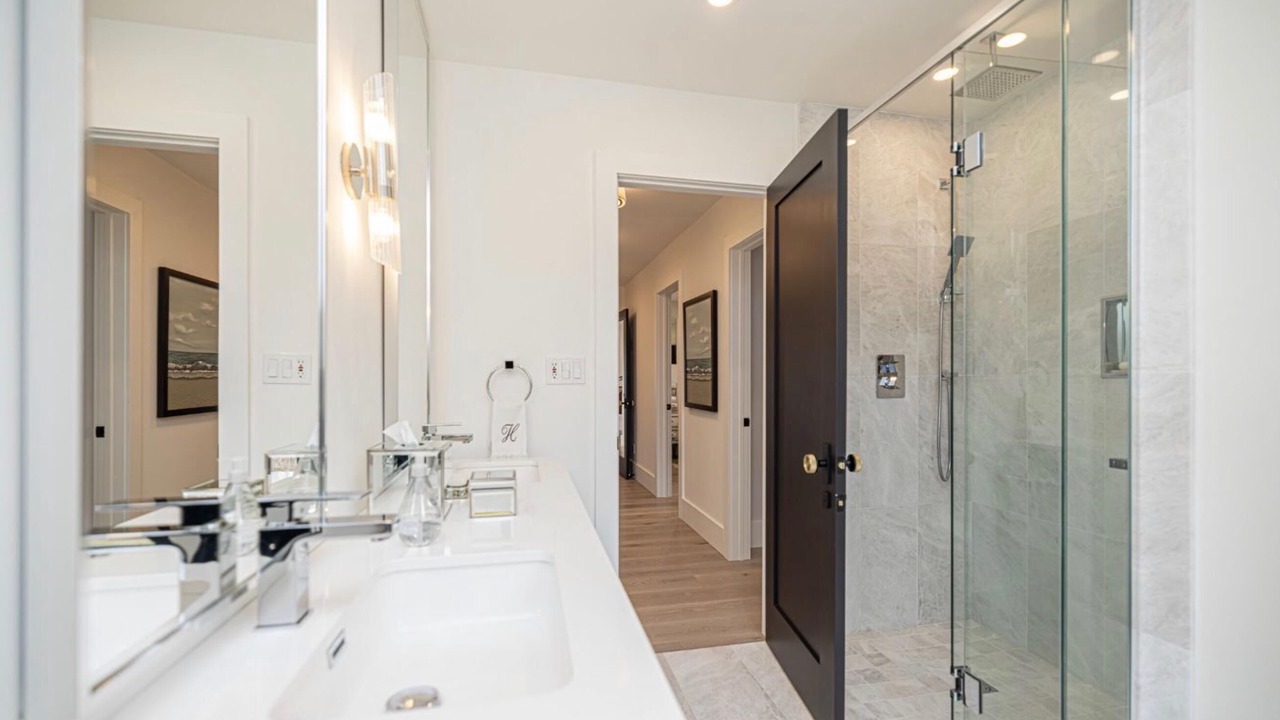Photo of Bathroom in Caledon