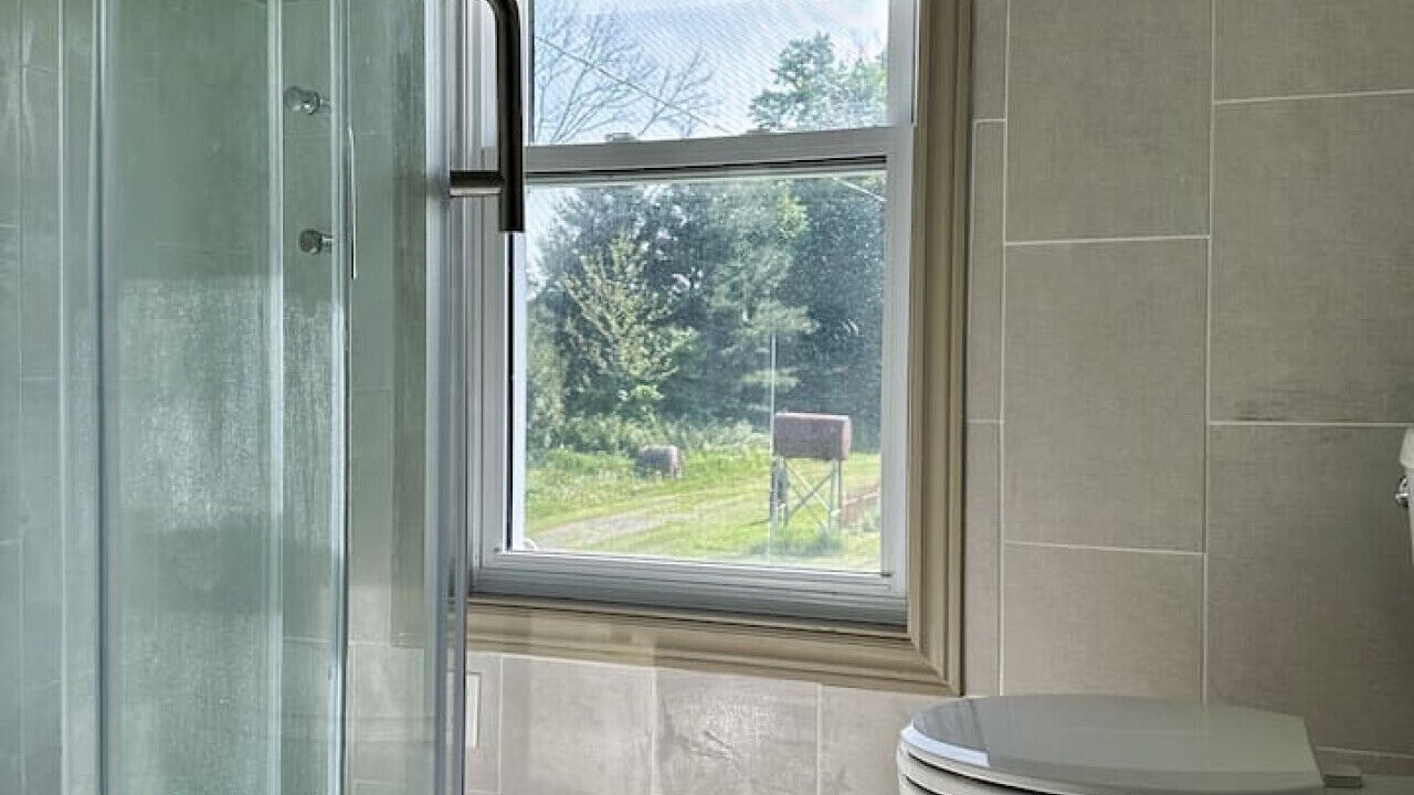 Photo of Bathroom in Cramahe