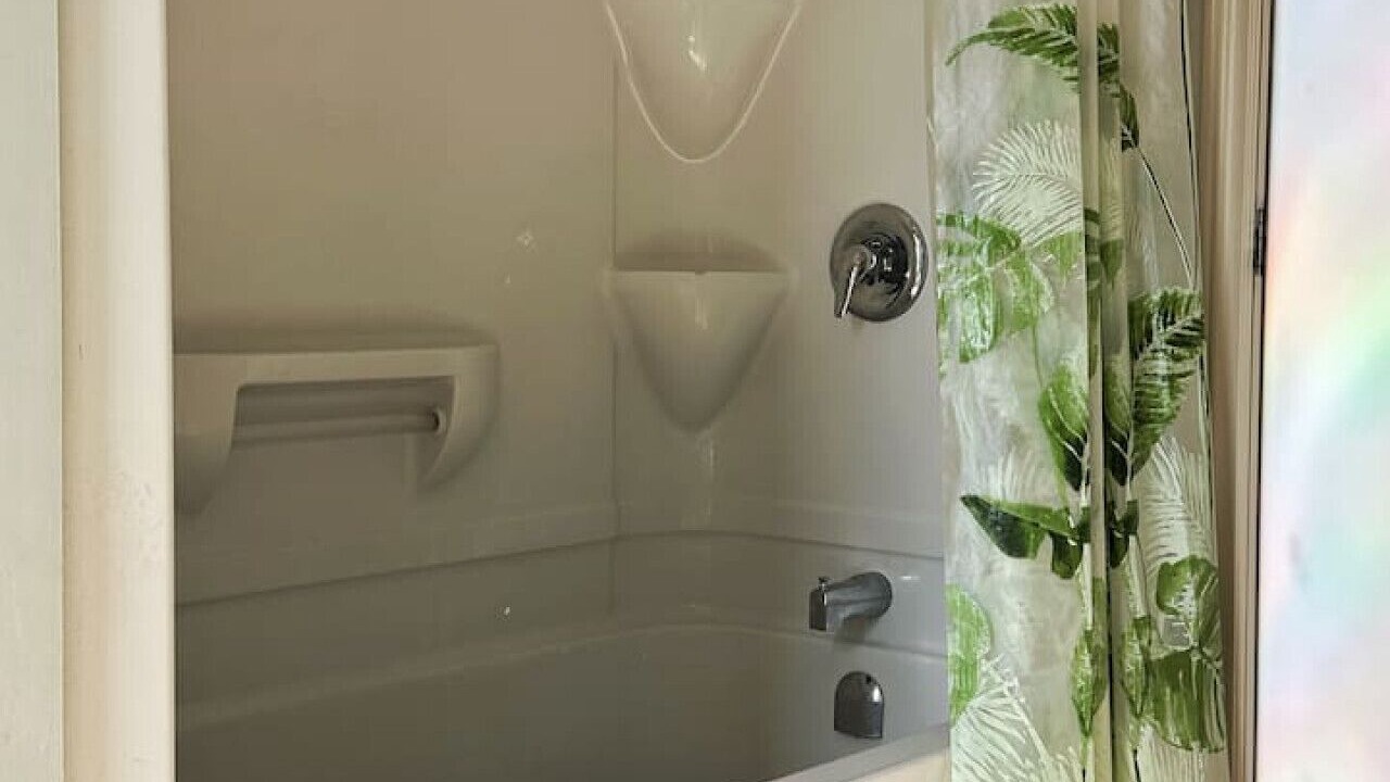 Photo of Bathroom in Cramahe