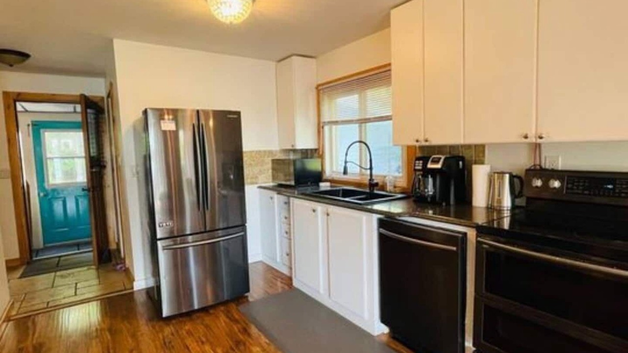 Photo of Kitchen in Colborne