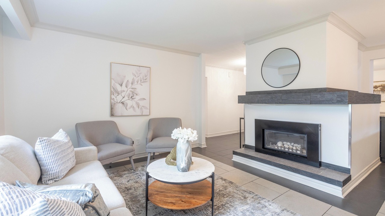 Photo of Livingroom in Mississauga
