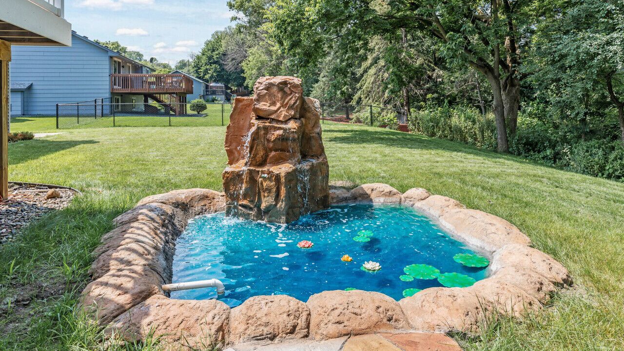 Photo of Outdoor in Burnsville