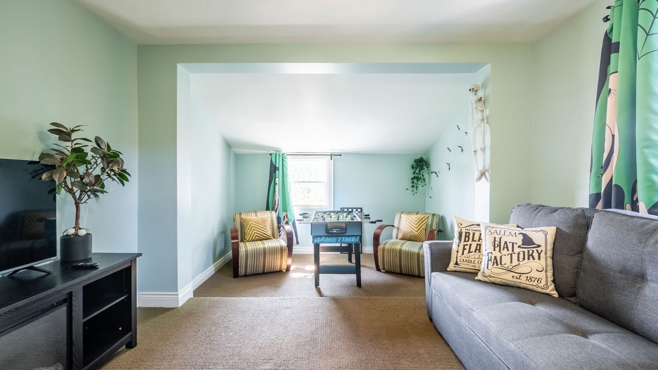Photo of Livingroom in Little Italy