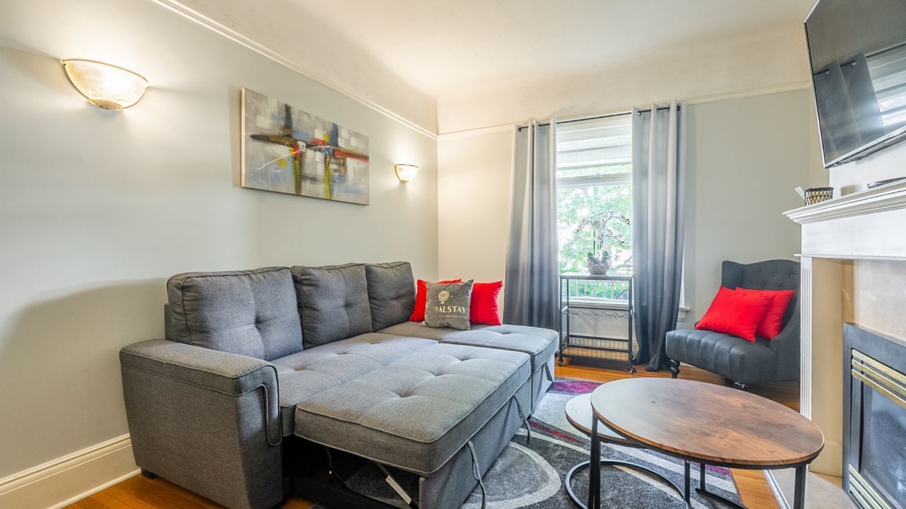 Photo of Livingroom in Little Italy