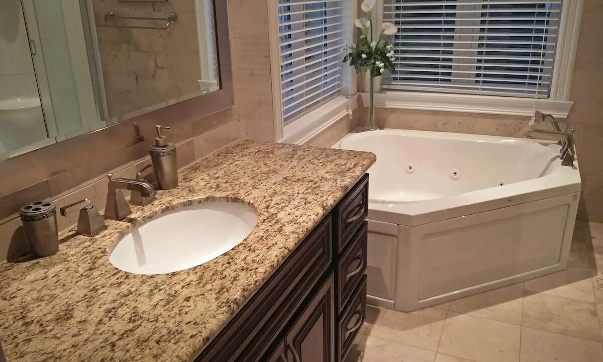 Photo of Bathroom in Carrying Place