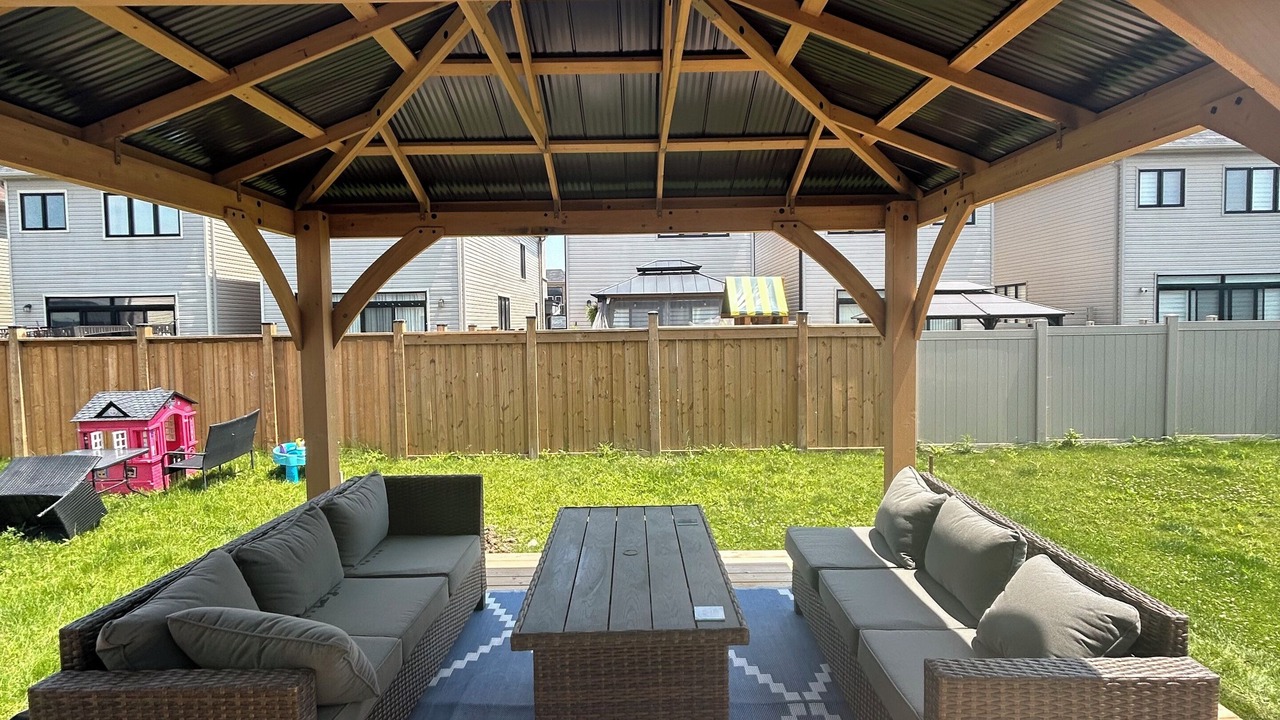 Photo of Outdoor in Bowmanville