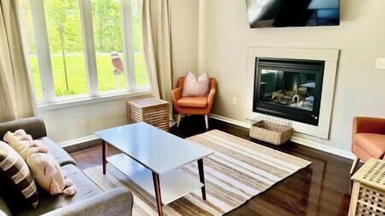 Photo of Livingroom in Sturgeon Lake
