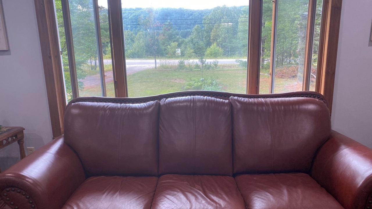 Photo of Livingroom in Hastings Highlands