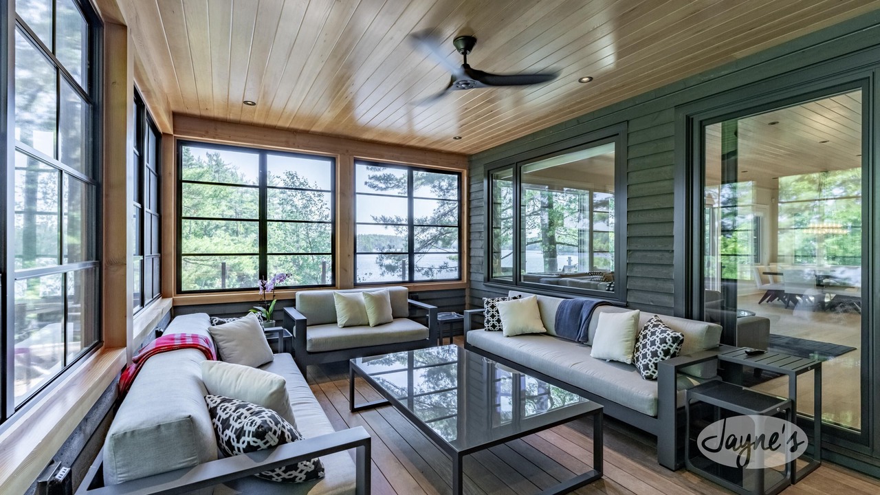 Photo of Others in Rosseau