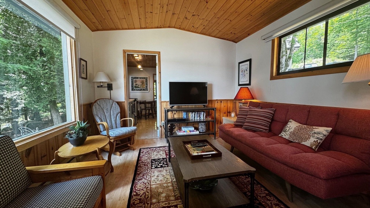 Photo of Livingroom in Minden Hills