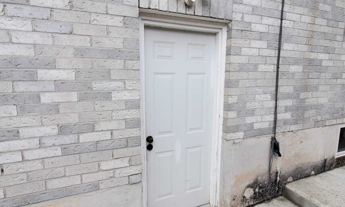 Photo of Others in Lisgar