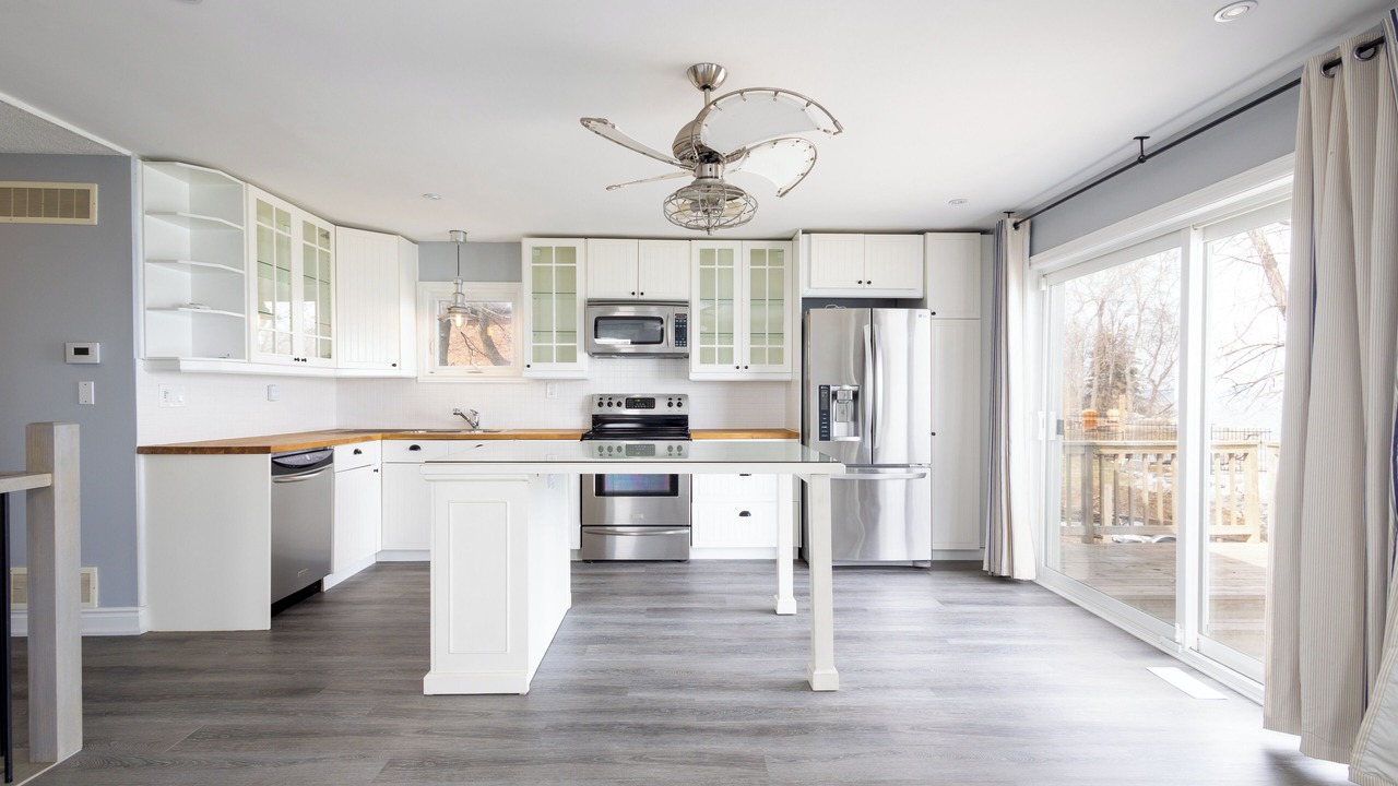 Photo of Kitchen in Stoney Creek