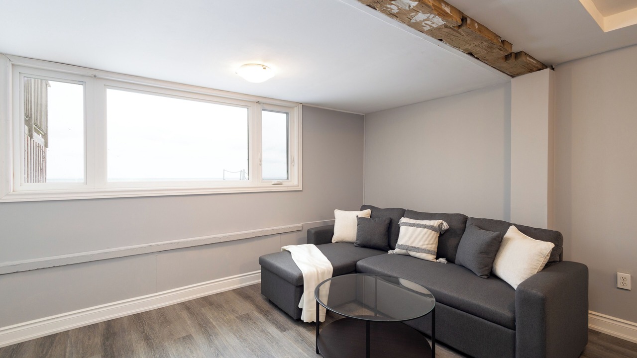 Photo of Livingroom in Stoney Creek
