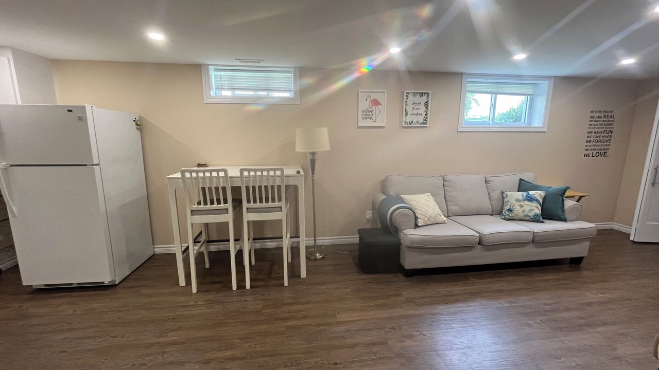 Photo of Livingroom in Brantford